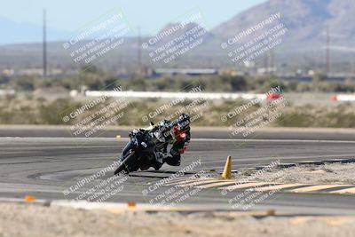 media/Jan-15-2026-Racers Edge (Thu) [[dfebeb70ab]]/3-B Group/Session 2 (Turn 11)/